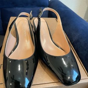 Black patent leather sling back - size 7